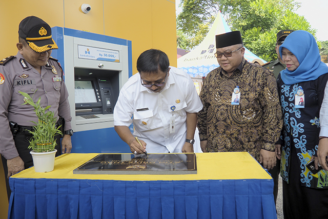 PT. BPD KALTIM KALTARA LAUNCHING ATM DRIVE THRU DI JL. DI PANDJAITAN